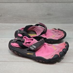 Vibram Women Pink FiveFingers Minimalist Toe Sandals Black Trim Sz 9